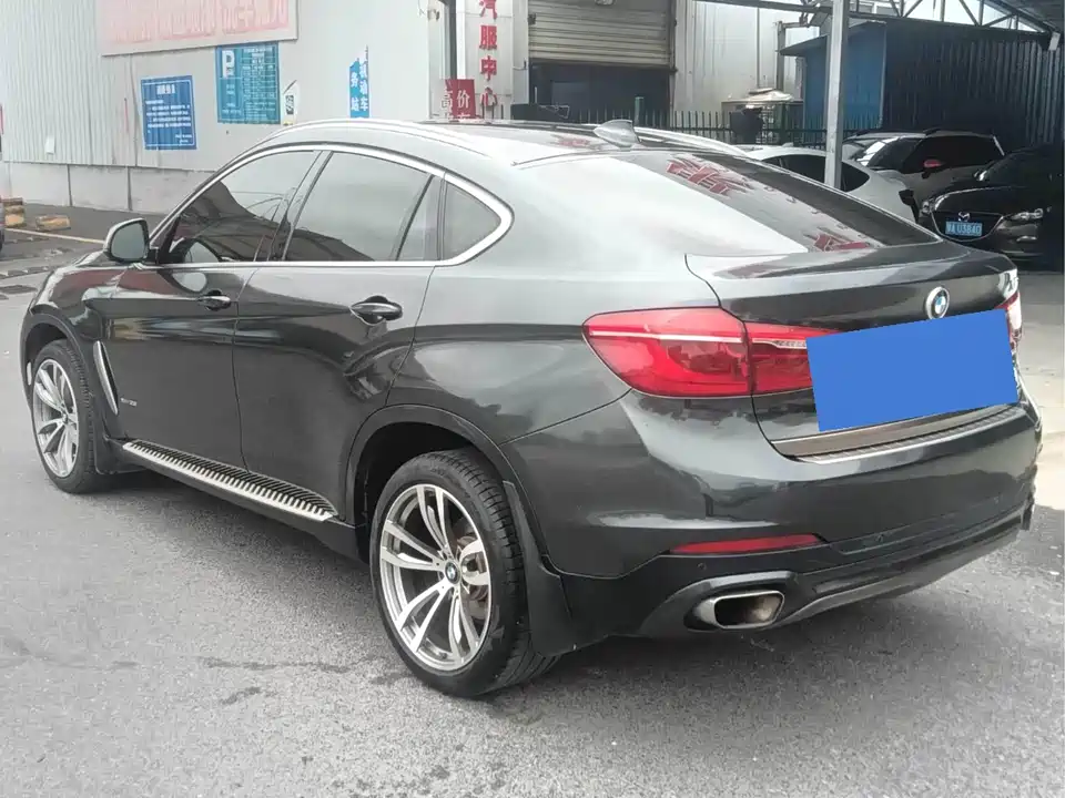 BMW X6