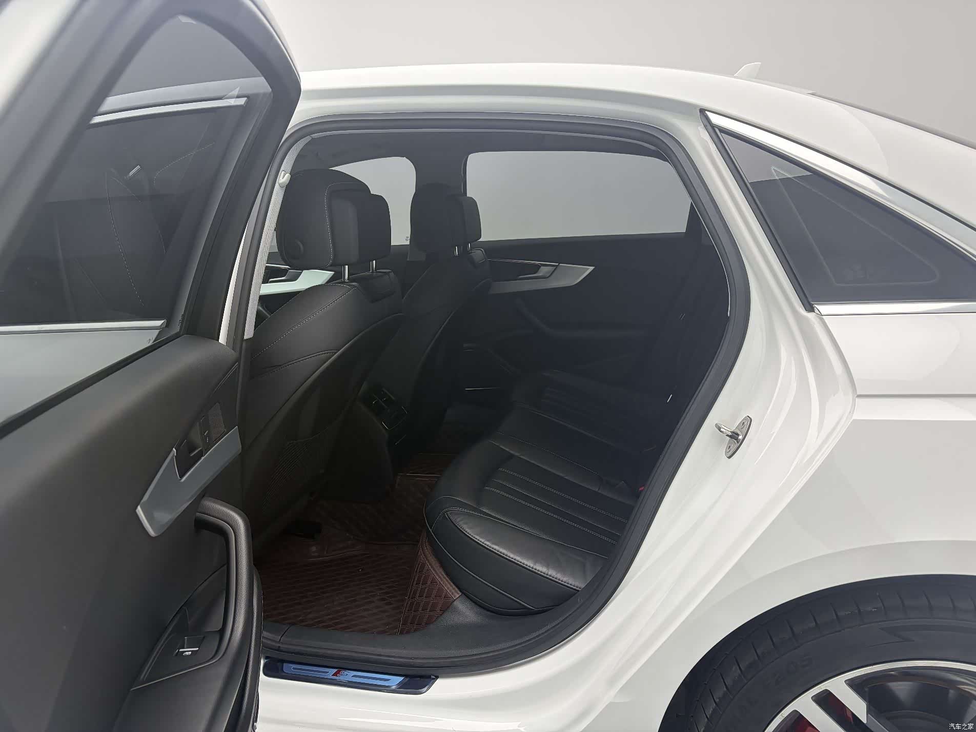 Audi A4L, 2021 15