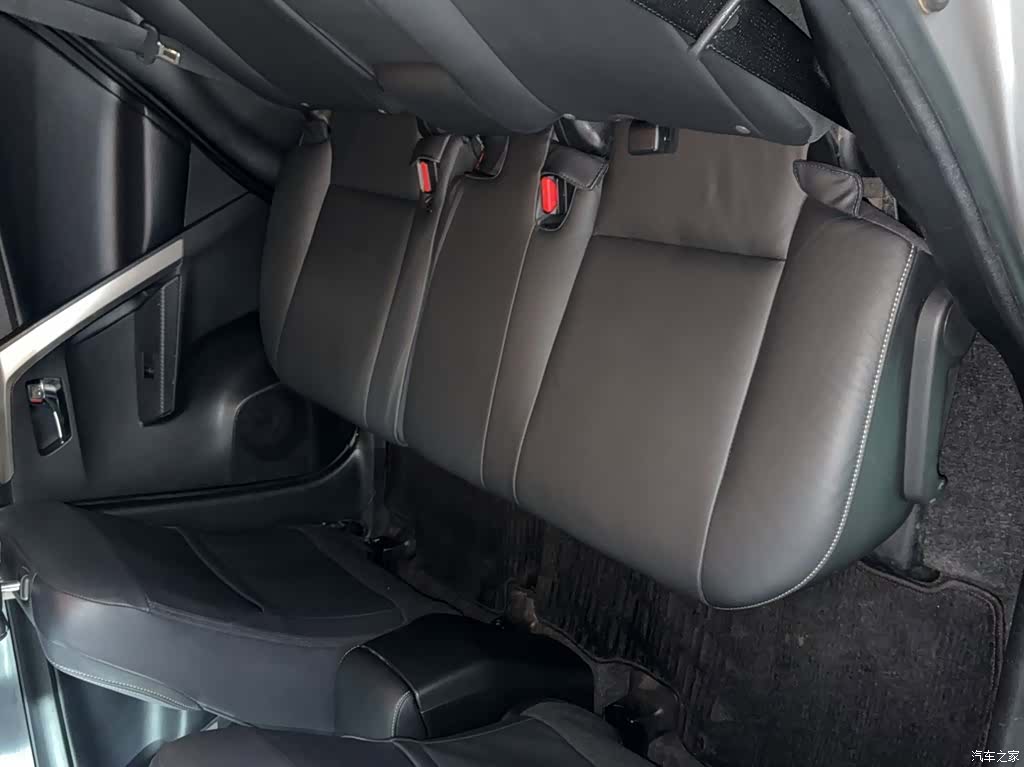 Toyota RAV4, 2014 14