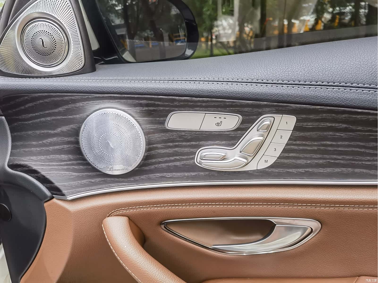 Mercedes-Benz E-Class, 2019 10