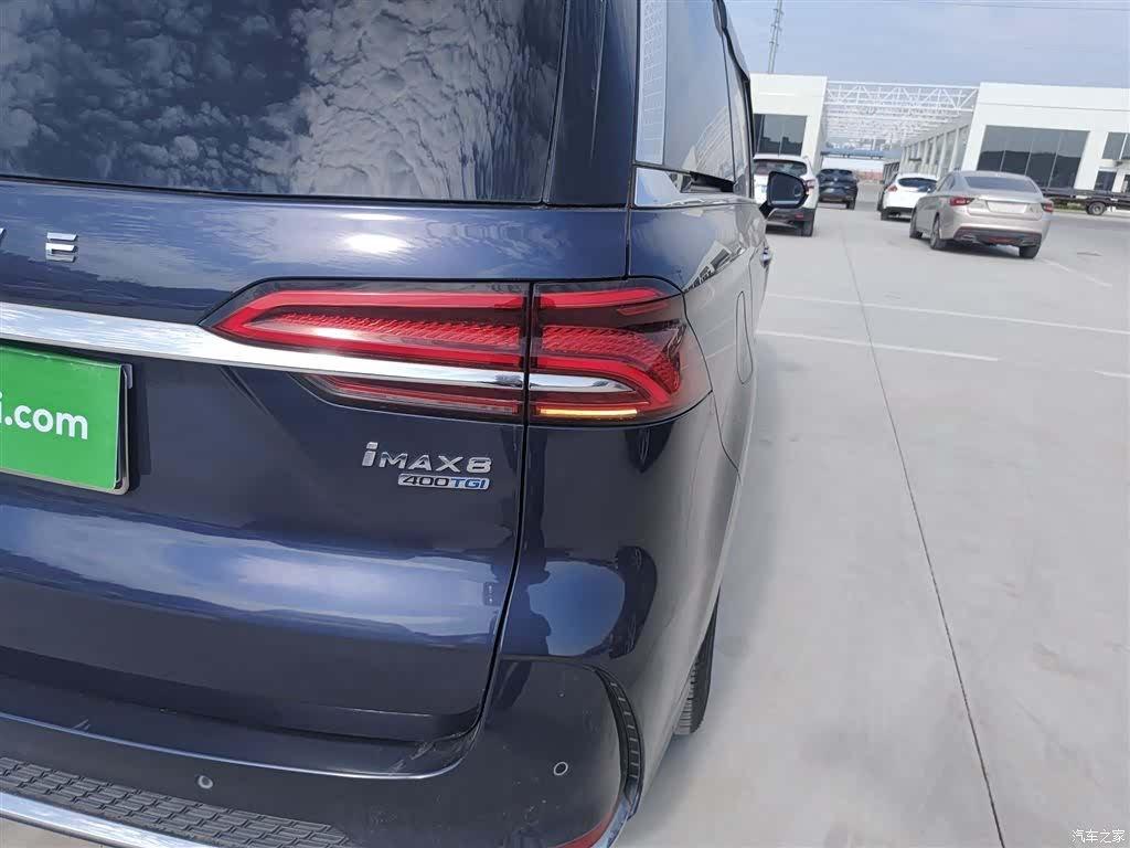 Roewe iMAX8, 2021 7