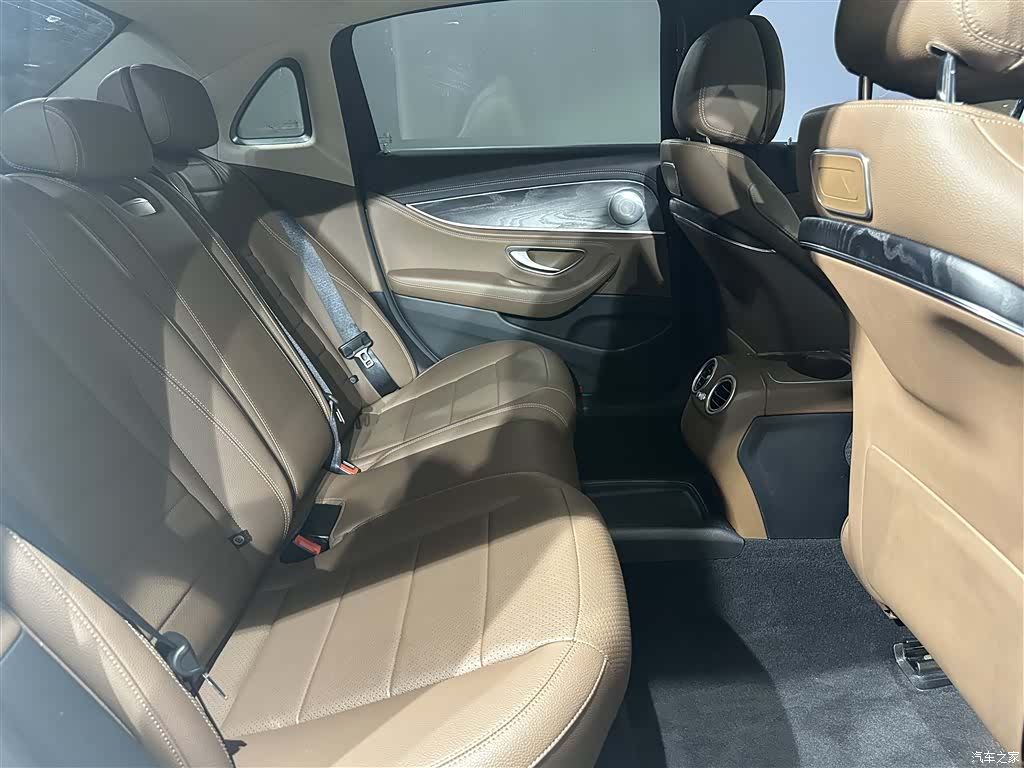 Mercedes-Benz E-Class, 2018 8