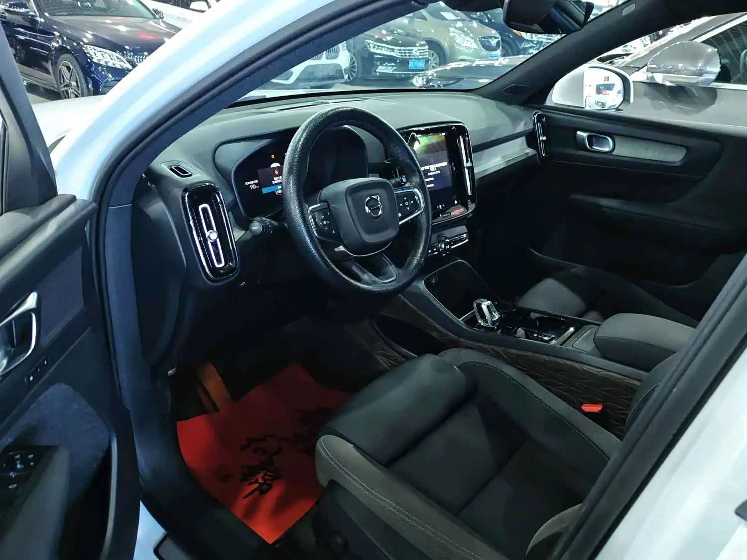 Volvo XC40, 2022 9