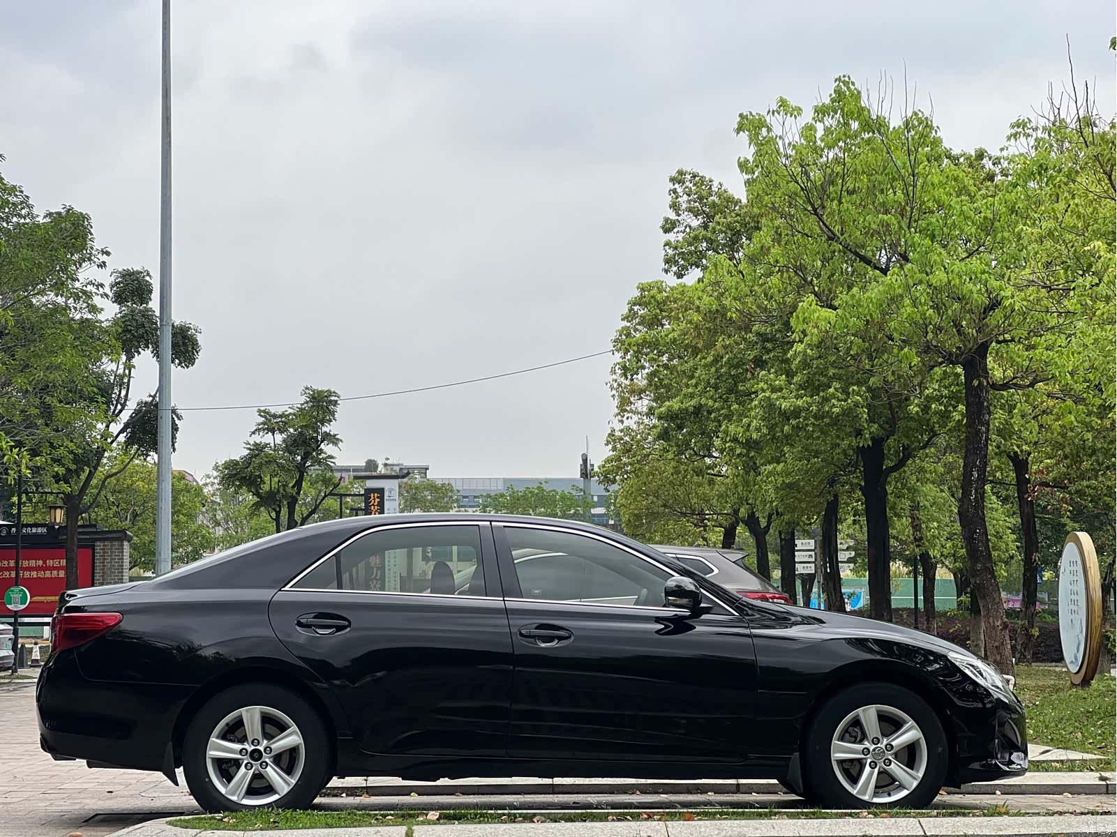 Toyota 2.5V, 2017 20