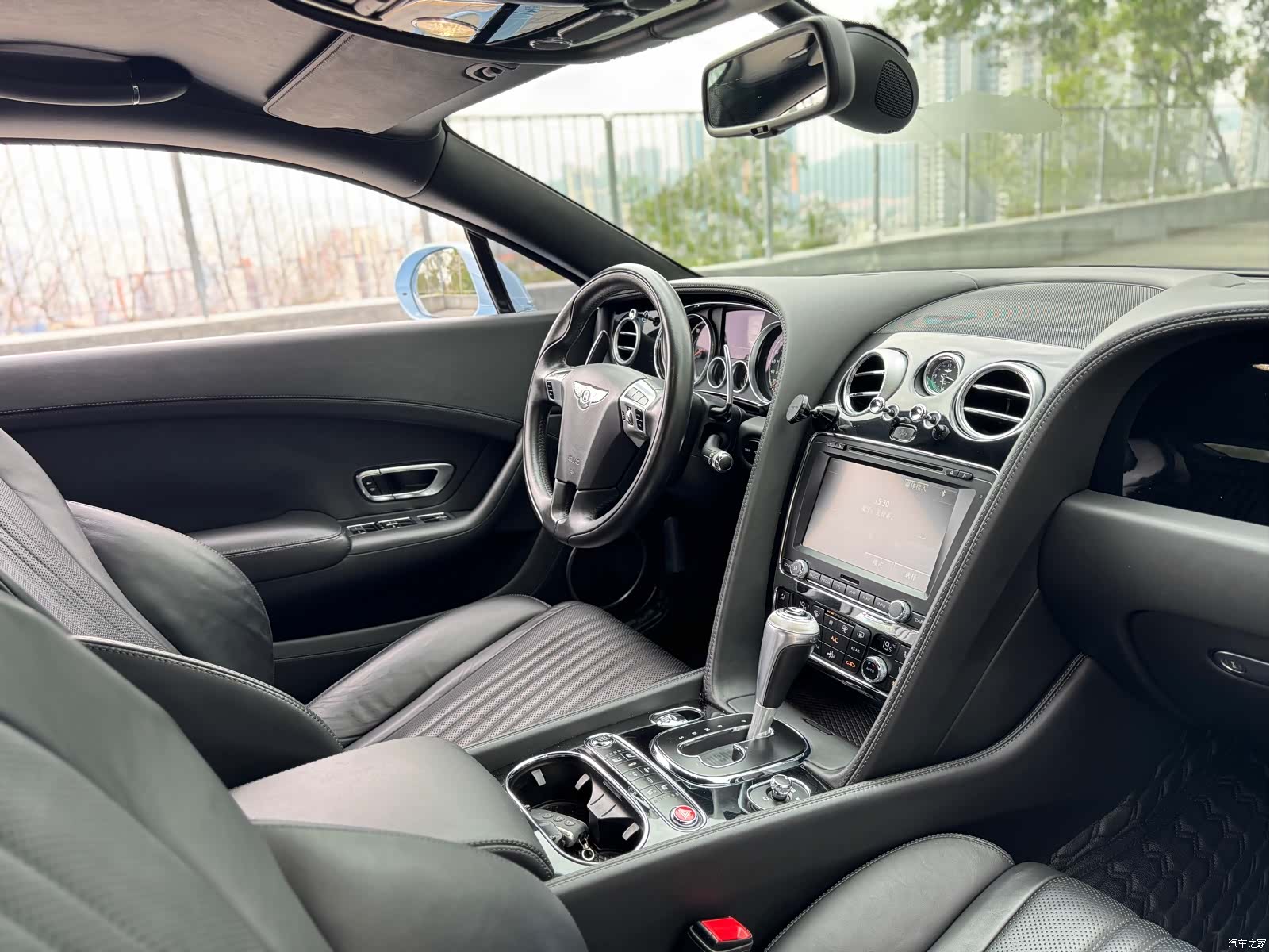 Bentley Continental GT, 2019 14