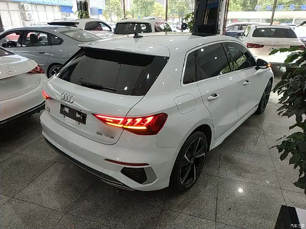 Audi A3, 2022 все фото