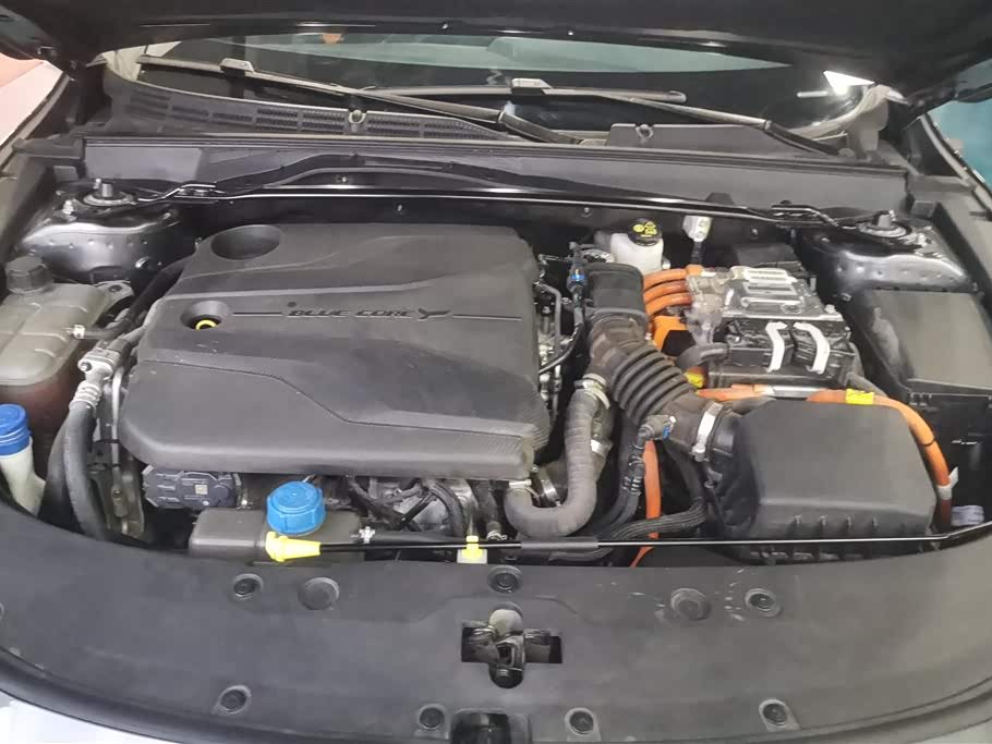 Changan UNI-V Smart iDD Changan UNI-V Smart iDD