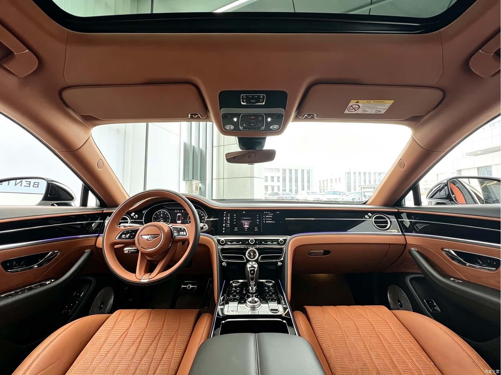Bentley Flying Spur, 2022 9