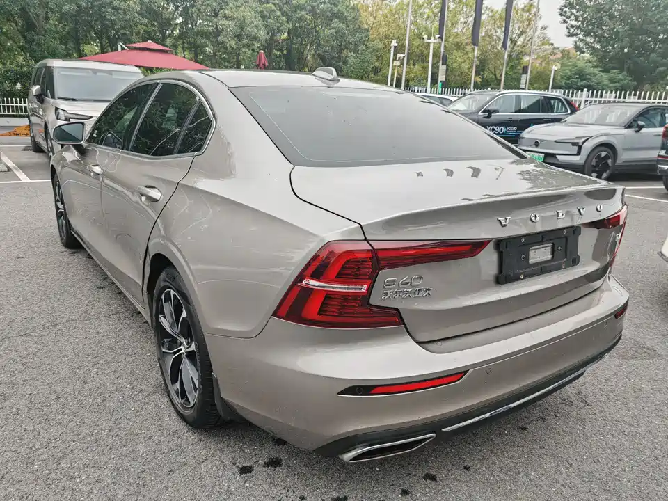 Volvo S60