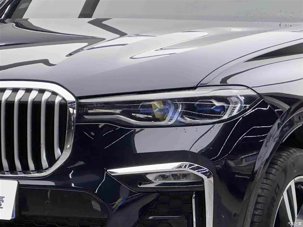 BMW X7, 2021 3