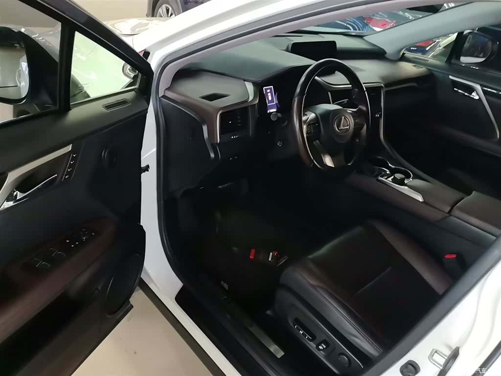 Lexus RX, 2018 13