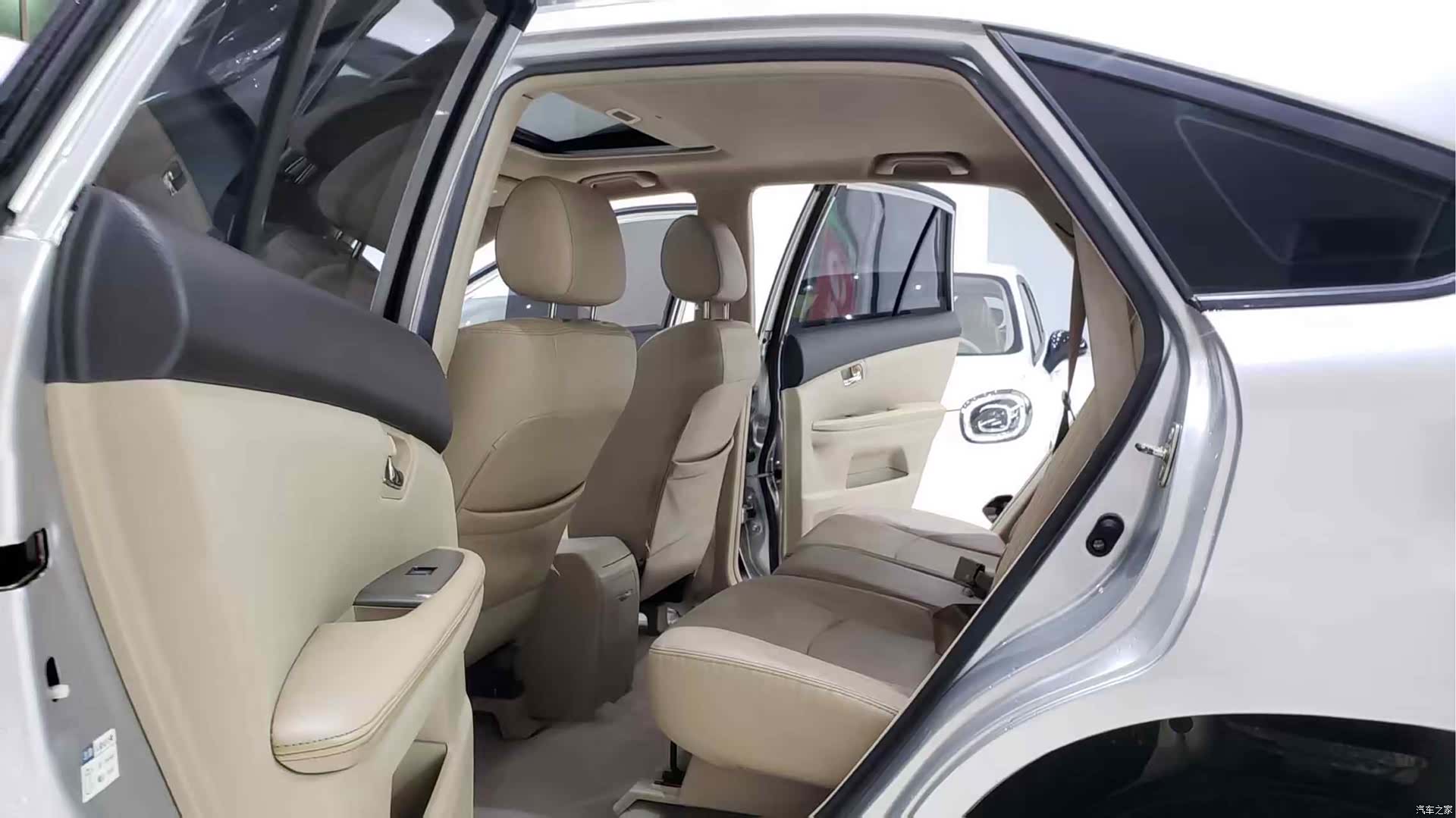 BYD S6, 2014 9