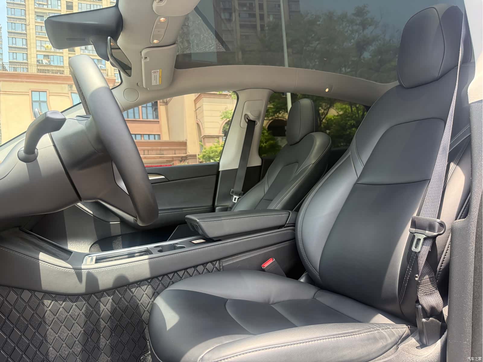 Tesla Model Y, 2022 9