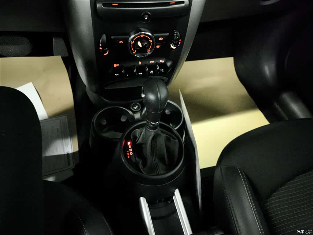 Mini Countryman, 2015 6