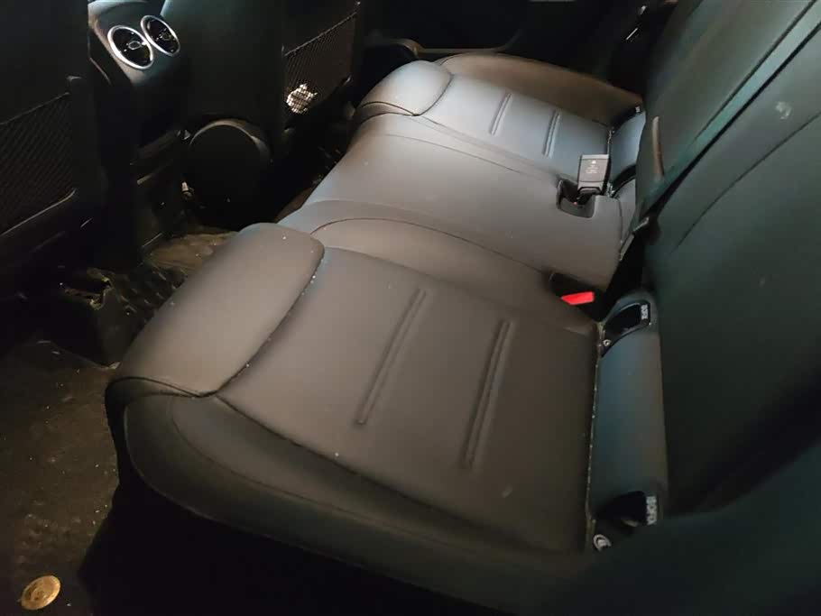Mercedes-Benz GLA Mercedes-Benz GLA