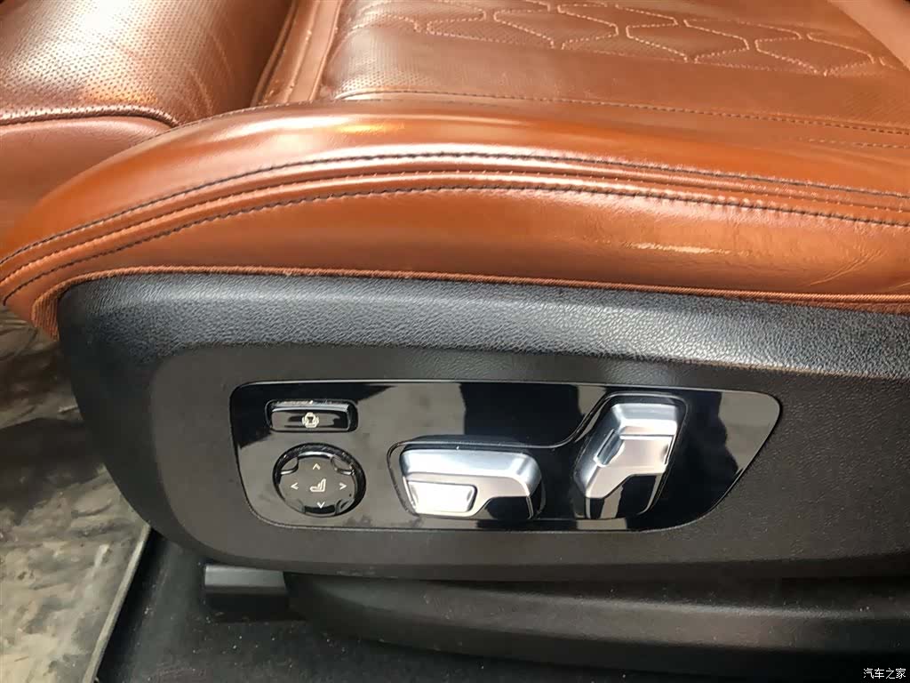 BMW X7, 2021 10