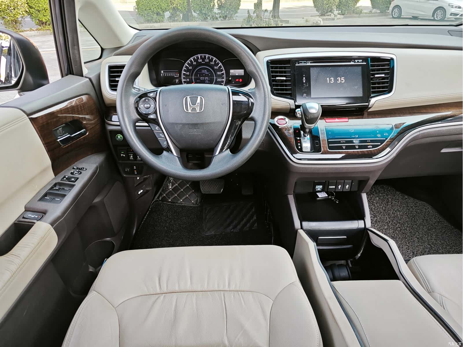 Honda Odyssey, 2016 11