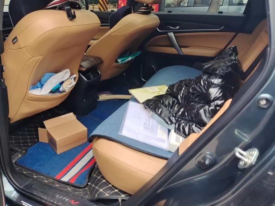 Honda UR-V