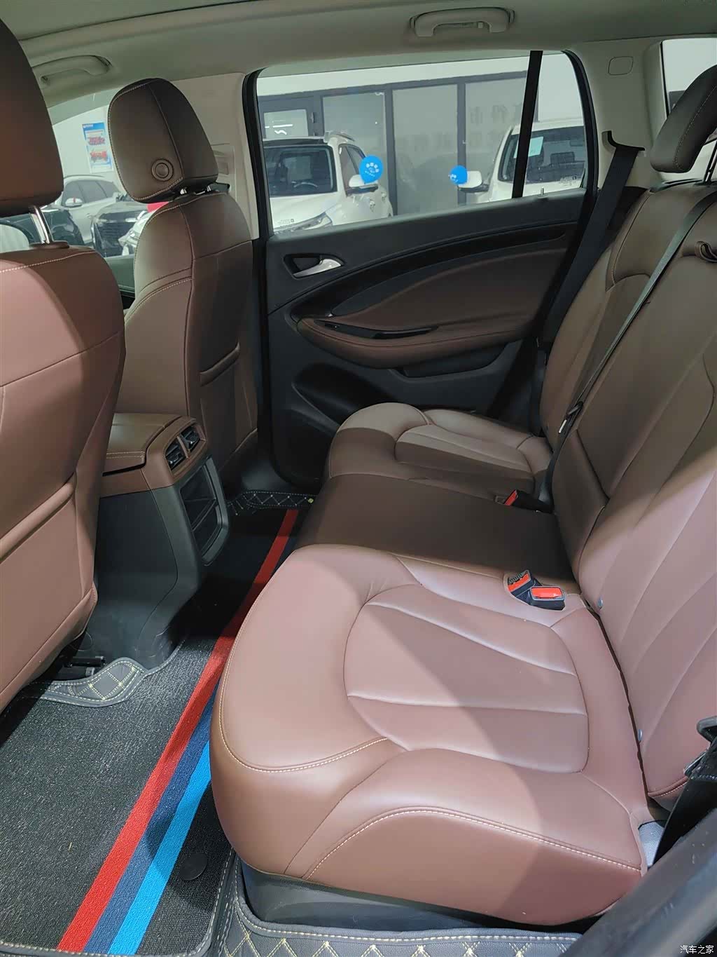 Buick Envision Plus, 2022 8