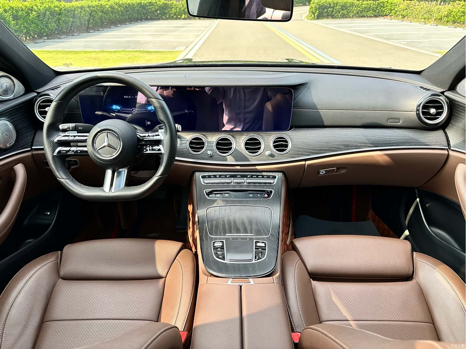 Mercedes-Benz E-Class, 2022 12