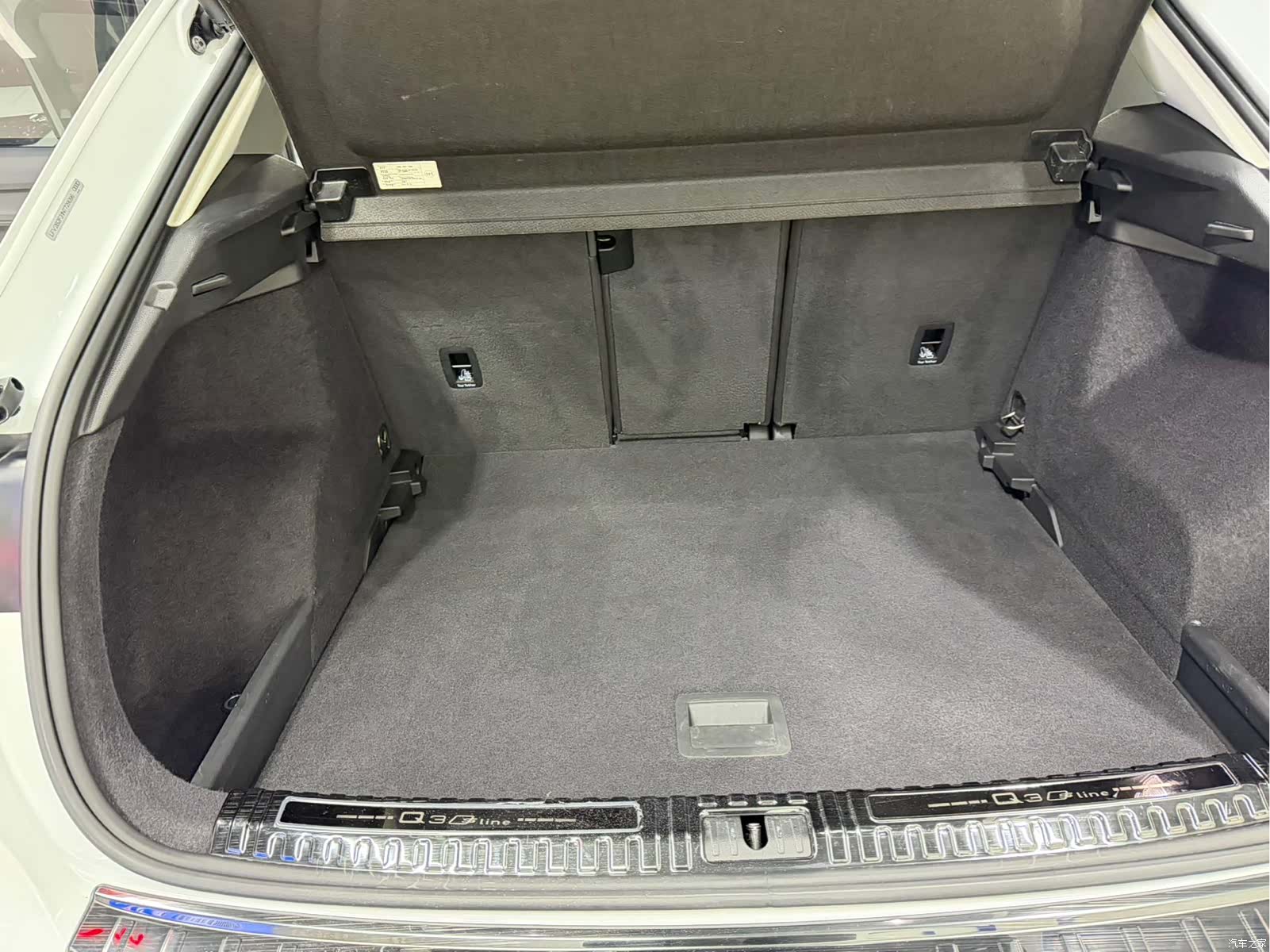 Audi Q3, 2023 20