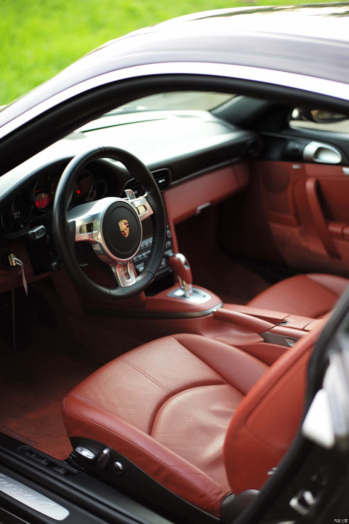 Porsche 911, 2010 8