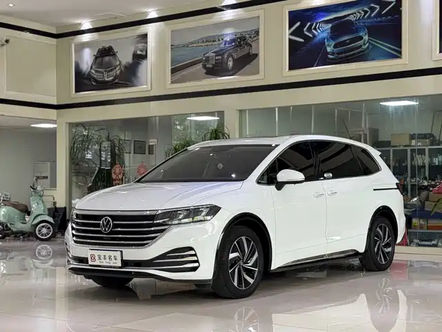 Volkswagen Viloran 2021 — купить из Китая под заказ