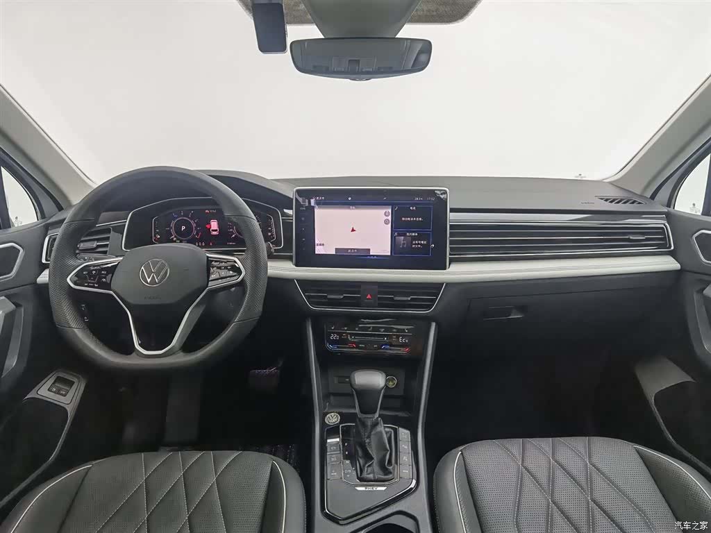 Volkswagen Tiguan L, 2023 все фото