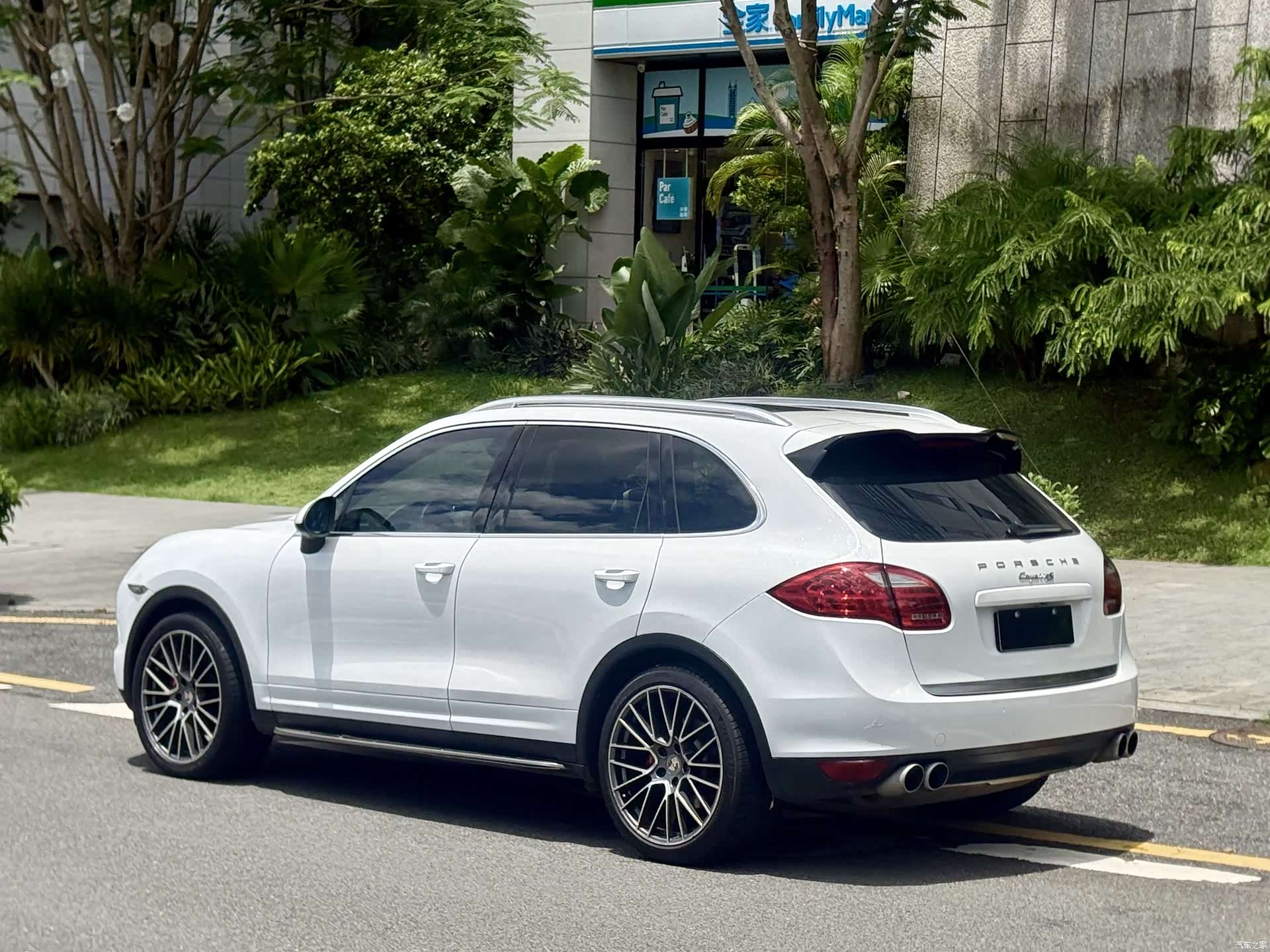Porsche Cayenne, 2014 12