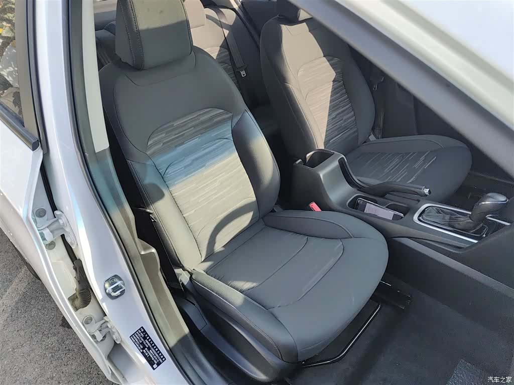 Chevrolet 320, 2019 17