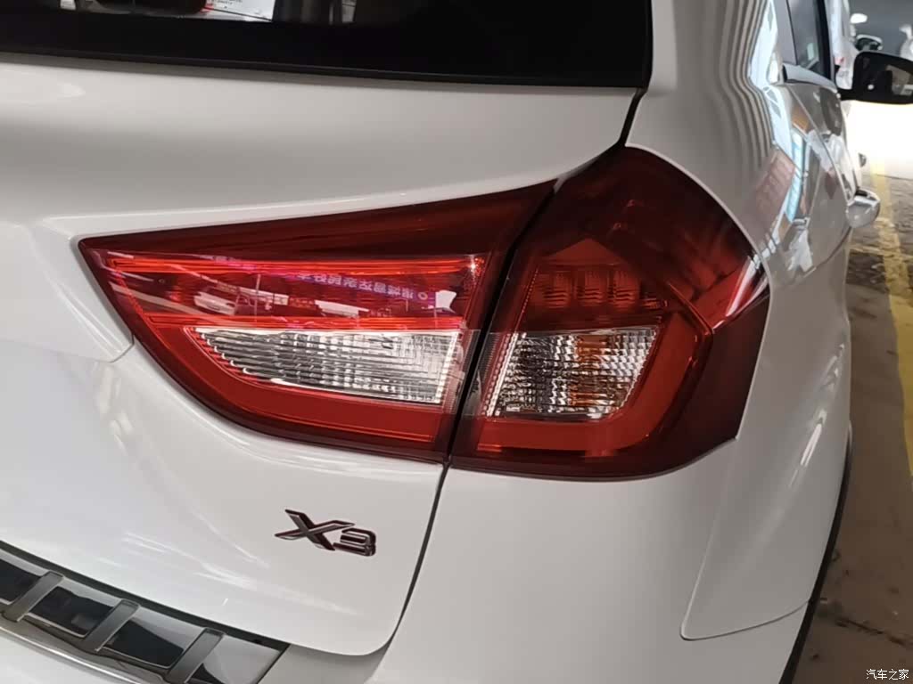 Geely X3, 2018 8
