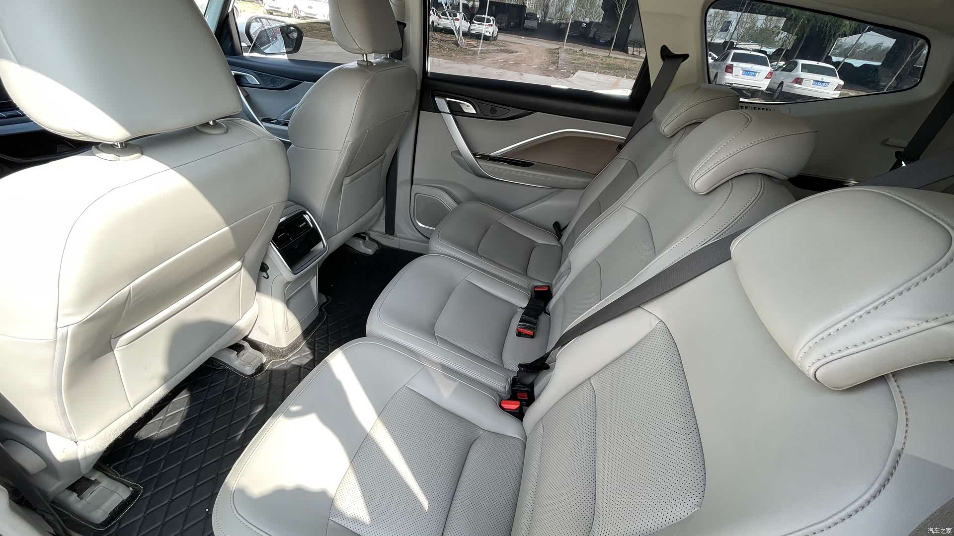 Geely Jiaji, 2020 7