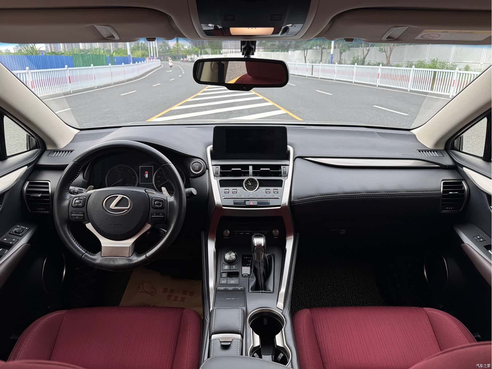 Lexus NX, 2018 14