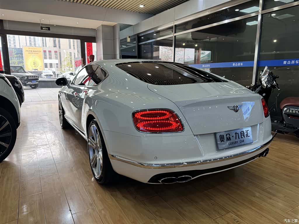 Bentley Continental GT, 2017 13