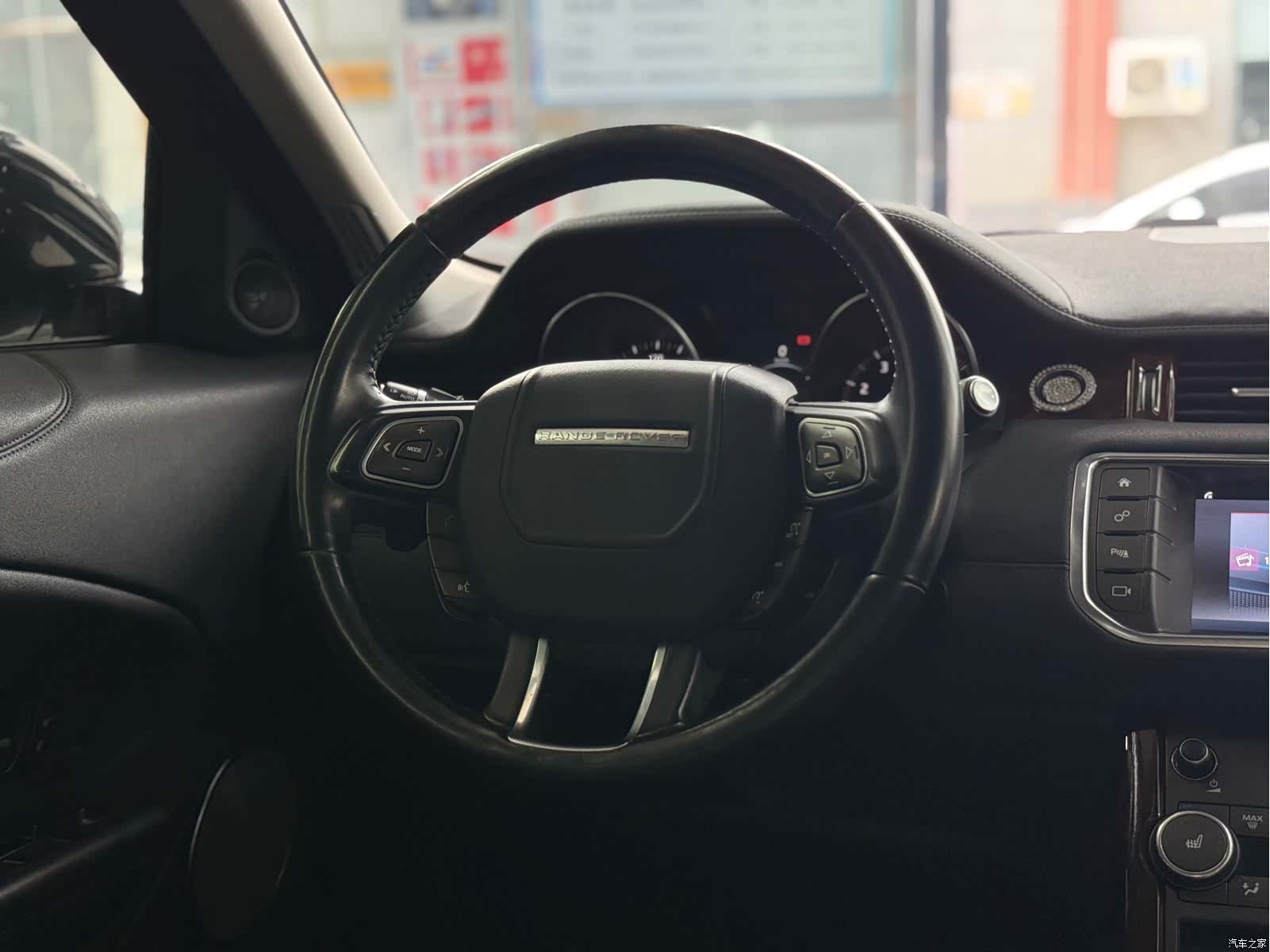 Land Rover Range Rover, 2017 28