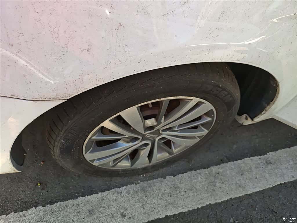 Geely Emgrand, 2018 25