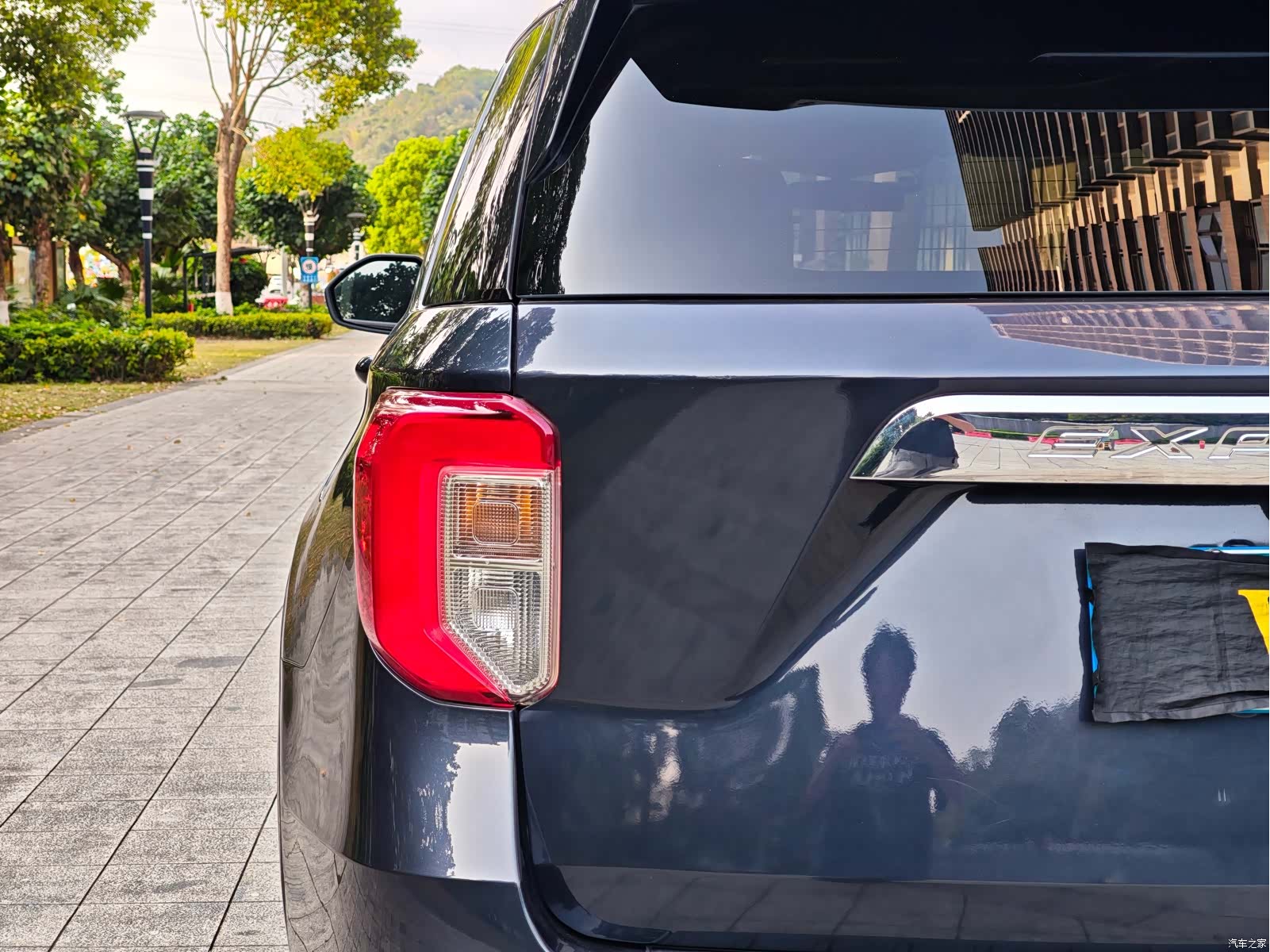 Ford Explorer, 2021 12