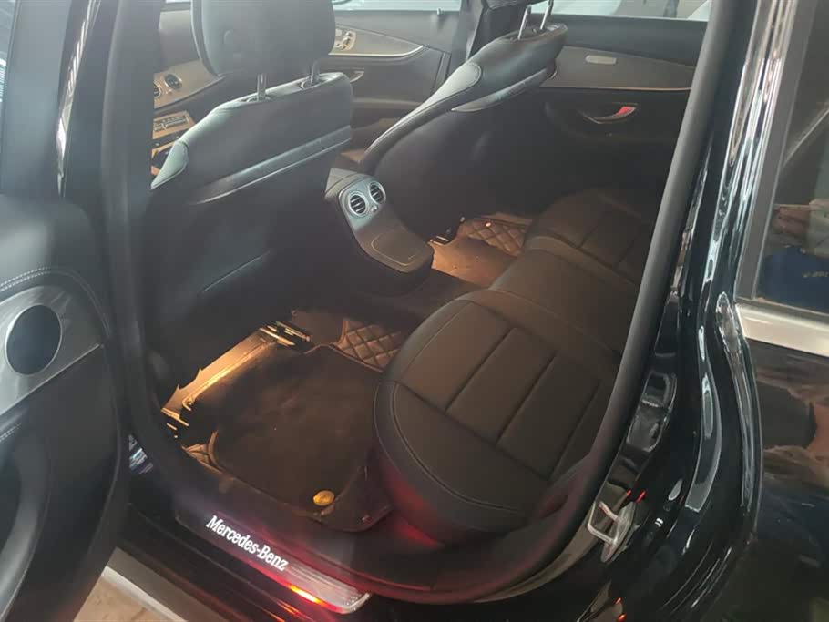 Mercedes-Benz E-class Mercedes-Benz E-class