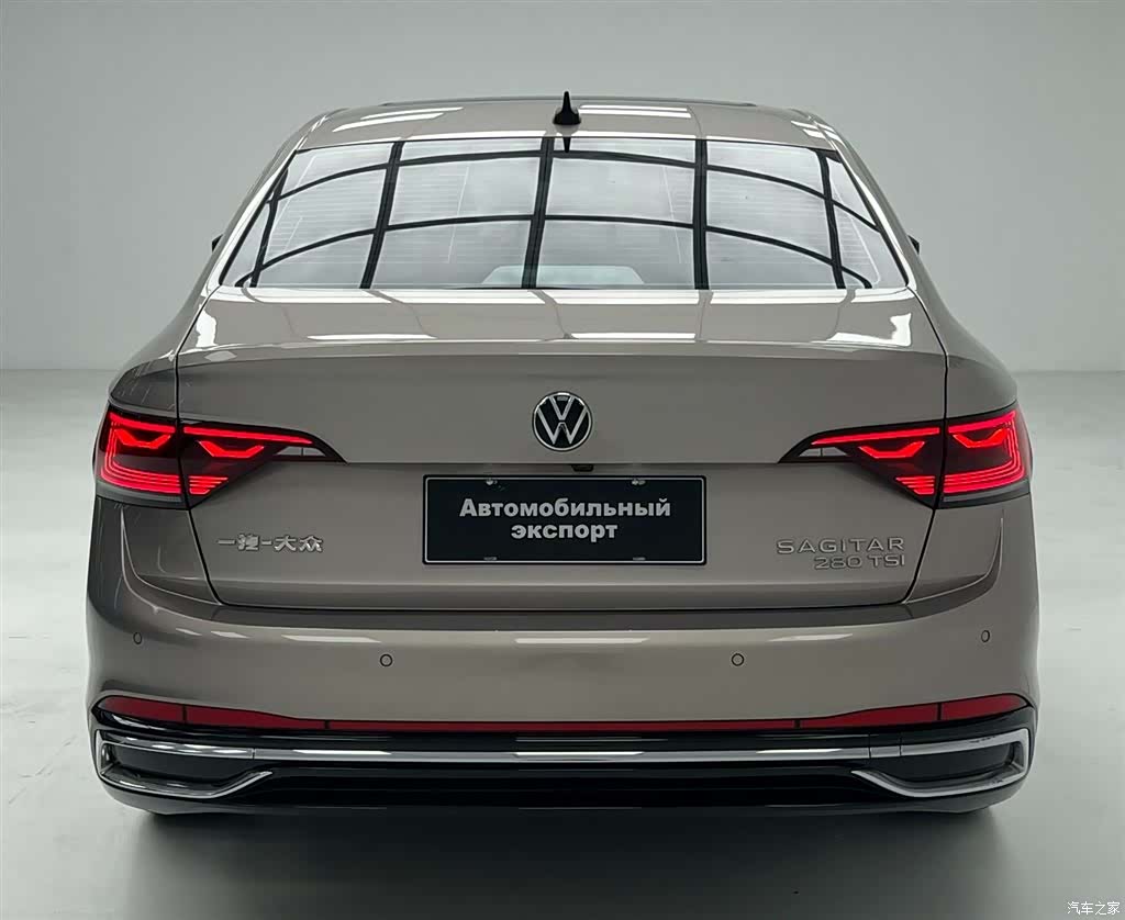 Volkswagen Sagitar, 2022 11
