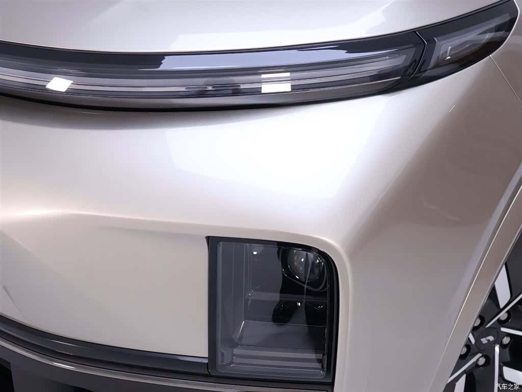Li Auto L9, 2022 4