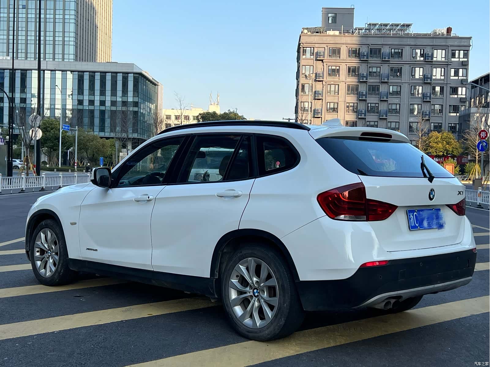 BMW X1, 2011 все фото
