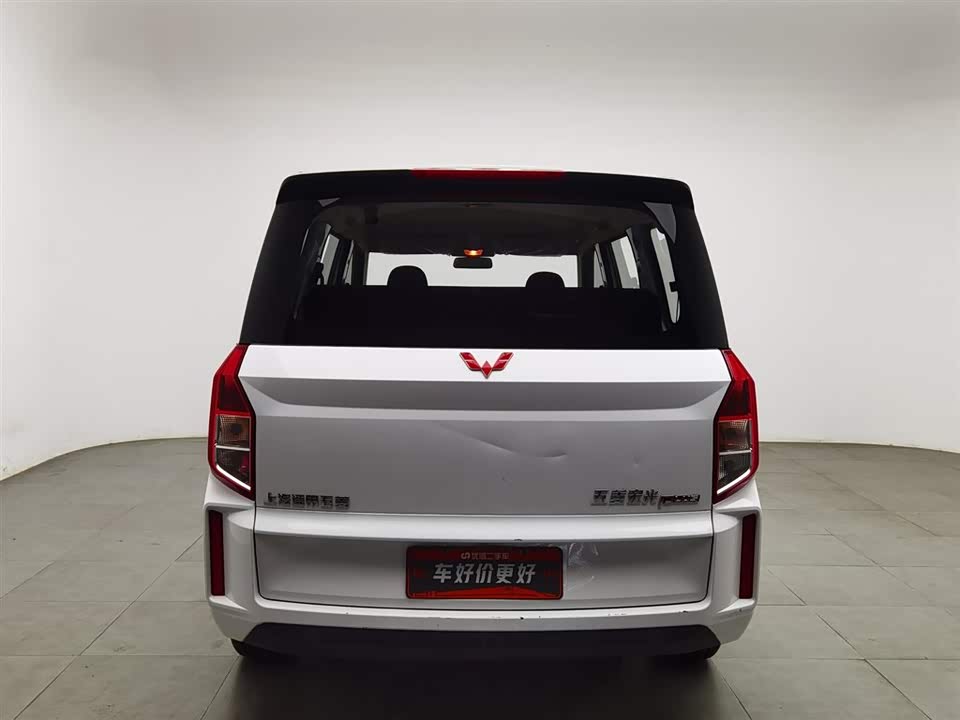 Wuling Wuling Hongguang PLUS