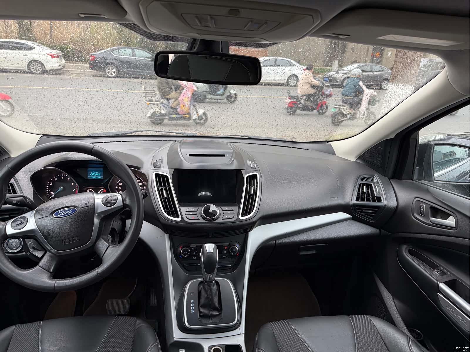 Ford Kuga, 2014 8