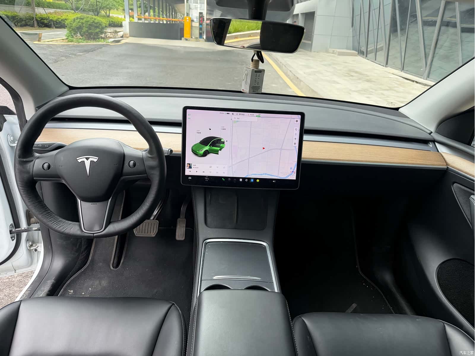 Tesla Model Y, 2021 9