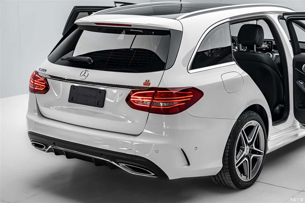 Mercedes-Benz C-Class, 2021 38