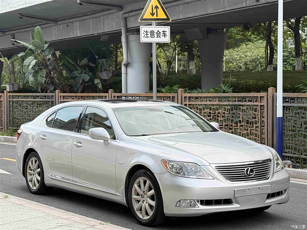 Lexus LS, 2008 12