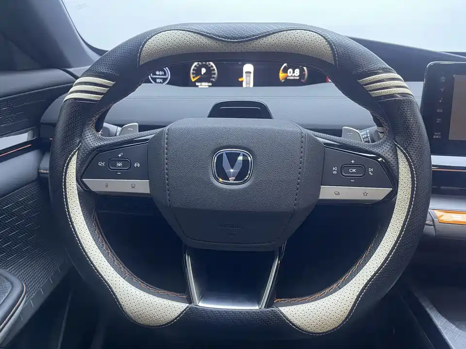 Changan UNI-V