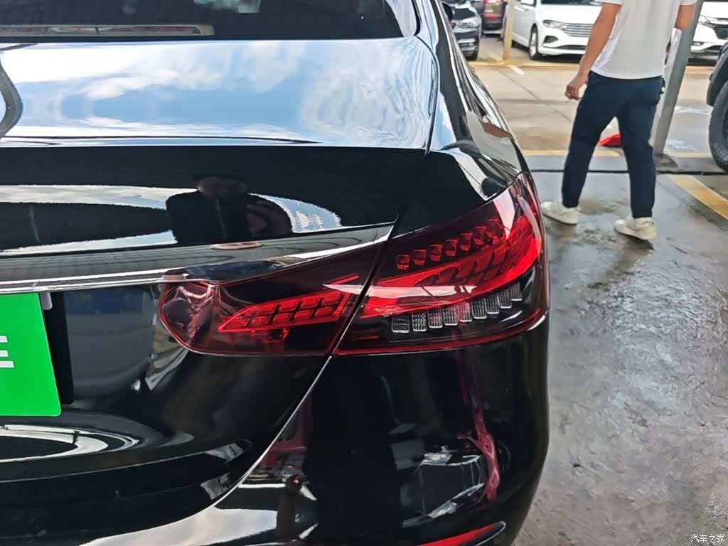 Mercedes-Benz E-Class, 2023 8