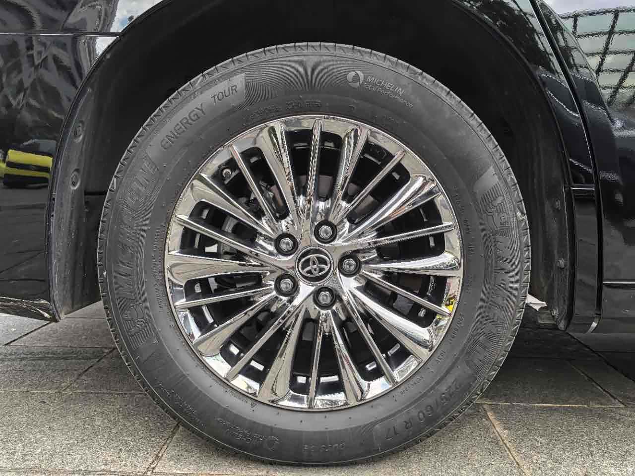 Toyota Alphard, 2022 12