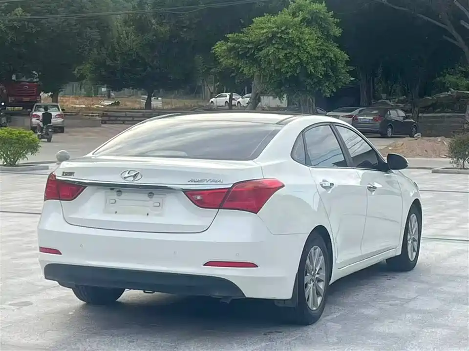 Hyundai Name picture